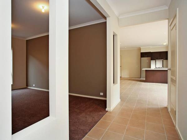 Brand new waiting for owner! Picture