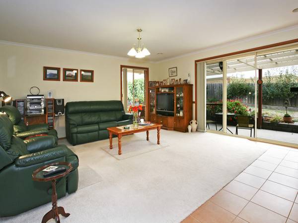 Massive Price Reduction! VENDOR'S SAY SELL!! Picture