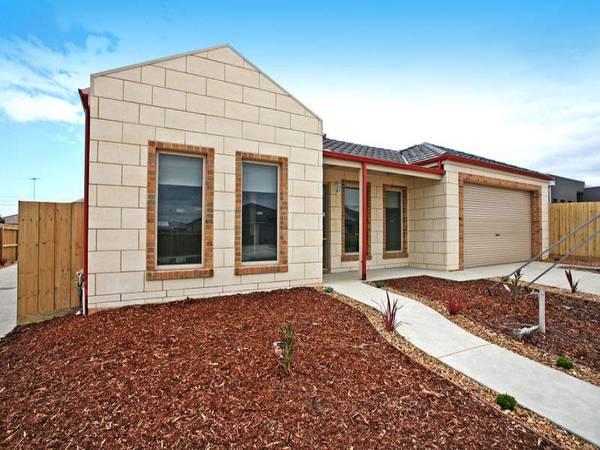 Quality Townhouse Picture 2