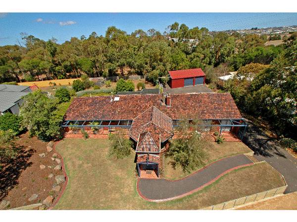 Vendor's Relocating - Must Be Sold!!! Picture