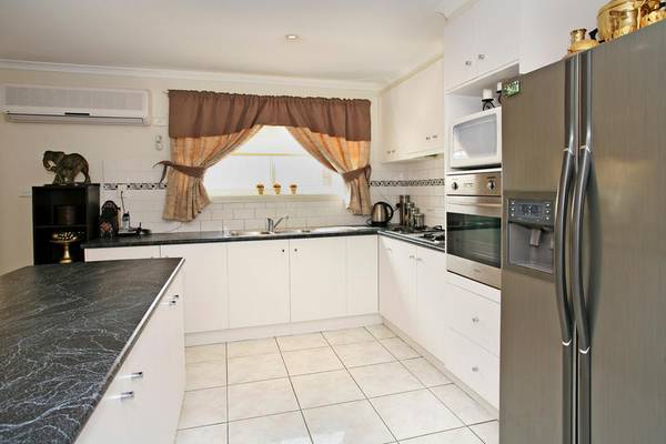 Brand New Price! Picture 3