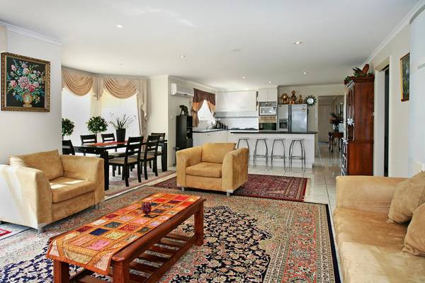 Brand New Price! Picture 2