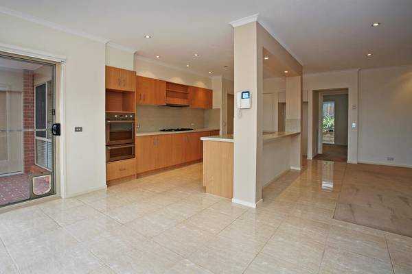 CONTEMPORARY AND CLASSY!! Picture