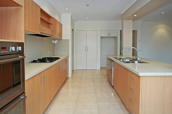 CONTEMPORARY AND CLASSY!! Picture