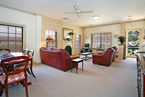 Classy Four Bedroom Family Home Picture