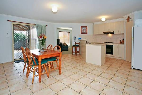 Large family home, fit for a King! Picture