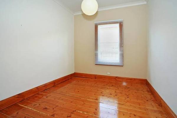 Affordable Inner City Style with Period Charm! Picture 3