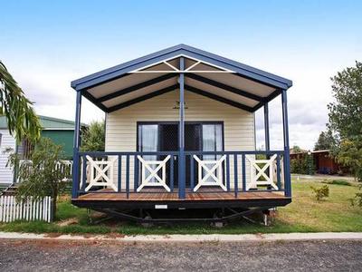 Brand Spanking New- Reside or Re-Locate Picture