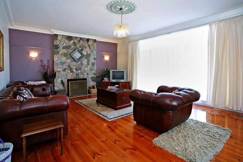 Belmont Hot Spot - Great Family Home Picture 2