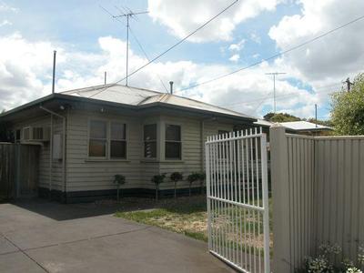 Close to All Amenaties!! Picture Close to All Amenaties!! Picture