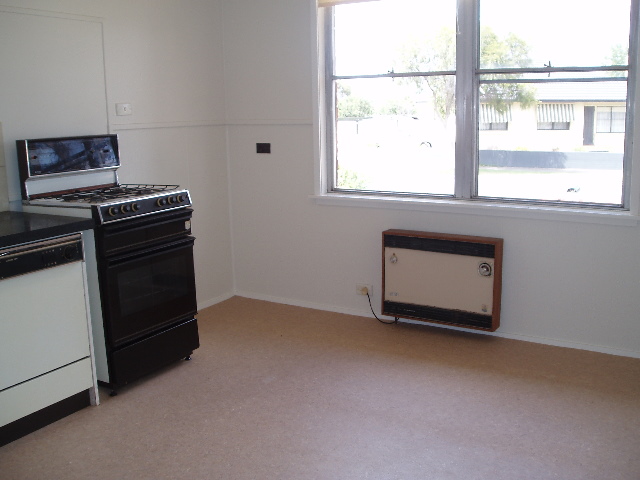 IT'S SO EASY TO BUY.... Picture 3