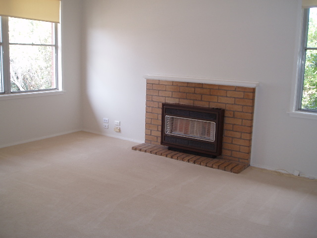 IT'S SO EASY TO BUY.... Picture 2