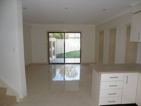 YOU WILL BE PROUD TO CALL THIS HOME!! Picture 2