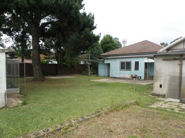 21.12 FRONTAGE 848SQM OF THE MOST SOUGHTAFTER BLOCK IN PICNIC POINT Picture 21.12 FRONTAGE 848SQM OF THE MOST SOUGHTAFTER BLOCK IN PICNIC POINT Picture