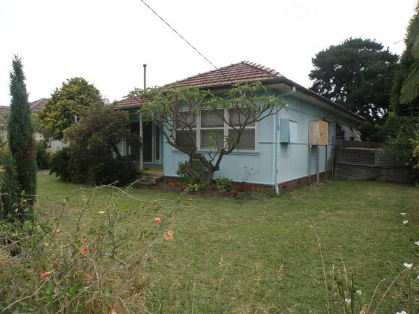 21.12 FRONTAGE 848SQM OF THE MOST SOUGHTAFTER BLOCK IN PICNIC POINT Picture