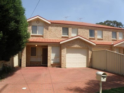 LARGE 3 BEDROOM DUPLEX Picture