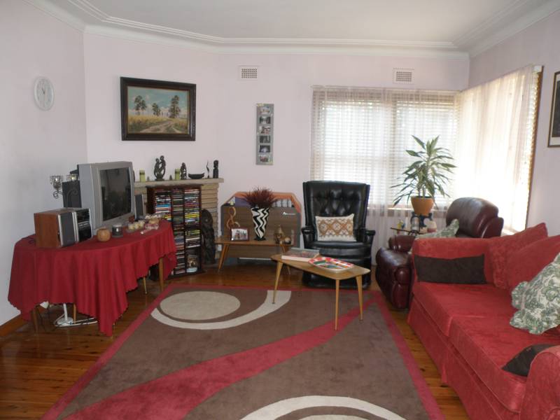 20.12 X 40.50 Metre Frontage = 815m2 Picture 3