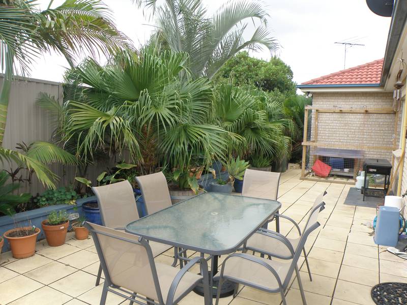 SUPERB DETACHED DOUBLE BRICK VILLA Picture