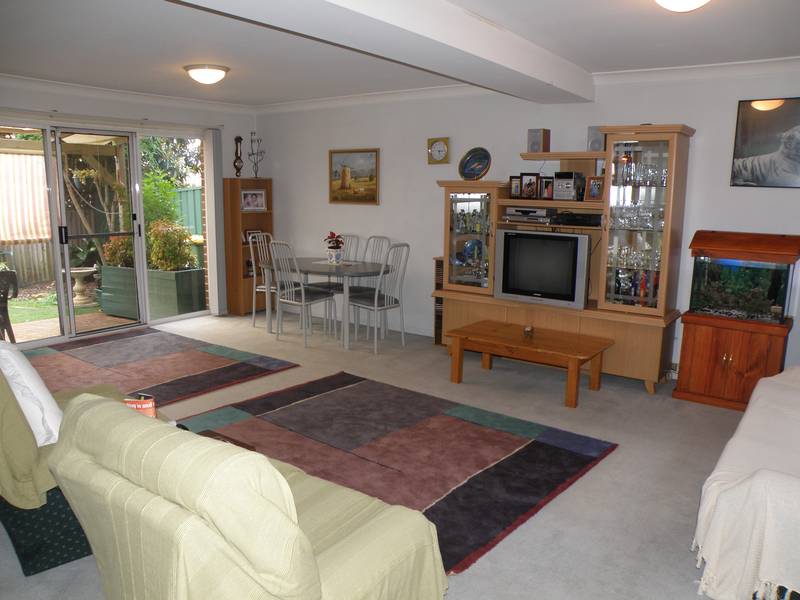 THE PERFECT STARTER OR INVESTMENT Picture 3