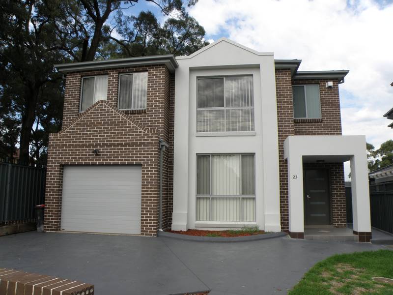 BRAND NEW FREE-STANDING HOUSE Picture 1