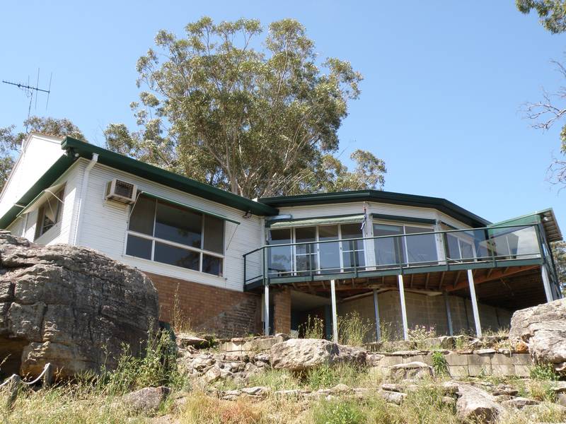 Luxurious Water Views Picture