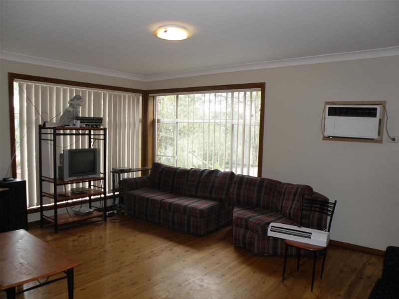 2 HOMES
GREAT LOCATION
HUGE POTENTIAL Picture 3