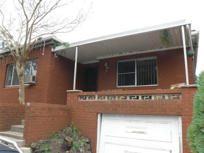 2 HOMES
GREAT LOCATION
HUGE POTENTIAL Picture