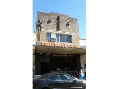 PRIME LOCATION WITH BLUE CHIP TENANT Picture