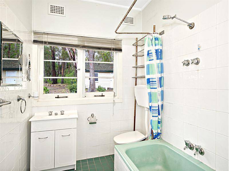 3178sqm OF PRIME WATERFRONT RESERVE HOUSE & LAND Picture 3