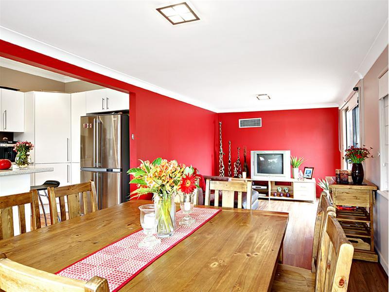 PERFECT ENTERTAINERS HOME Picture 3