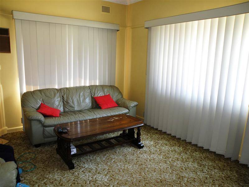 POTENTIAL DUPLEX OR NEW HOME SITE Picture 3