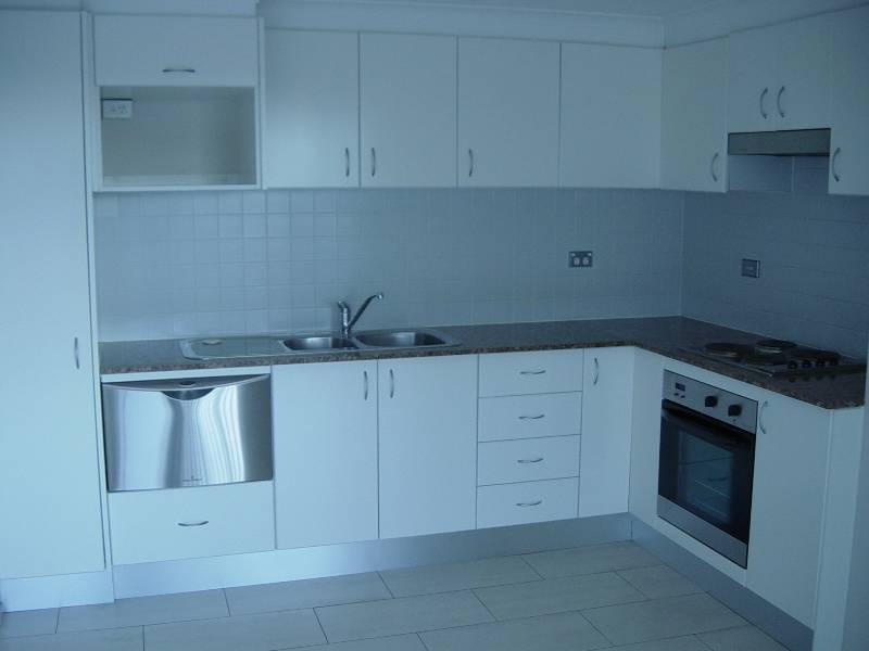 Ultra Modern Unit Picture 2