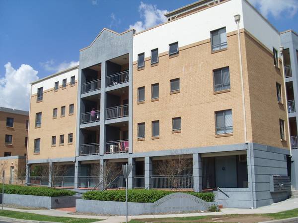 LOW COST LIVING AT ITS BEST! Picture 1