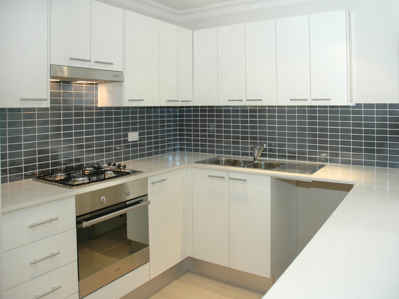 AFFORDABLE MODERN LIVING! Picture 1