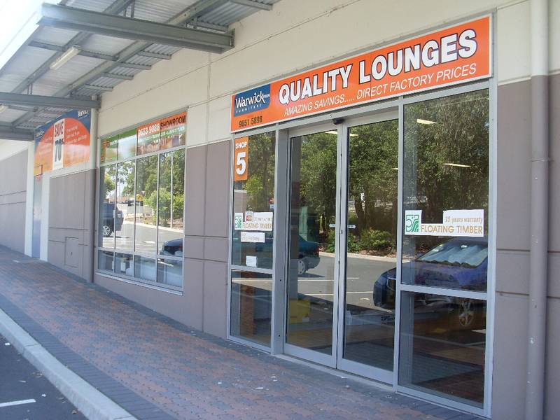 Move Your Business Here or Invest in This Money Spinner! Picture 1