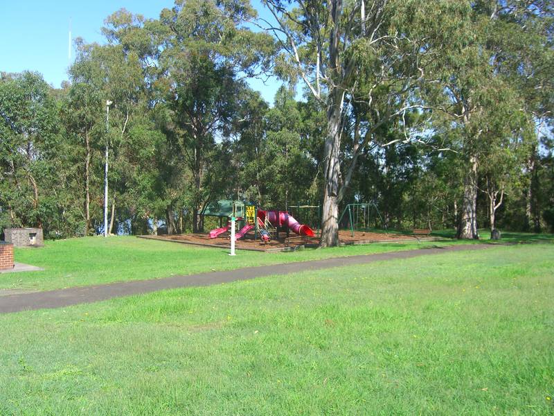 RENOVATED & READY TO GO! Picture