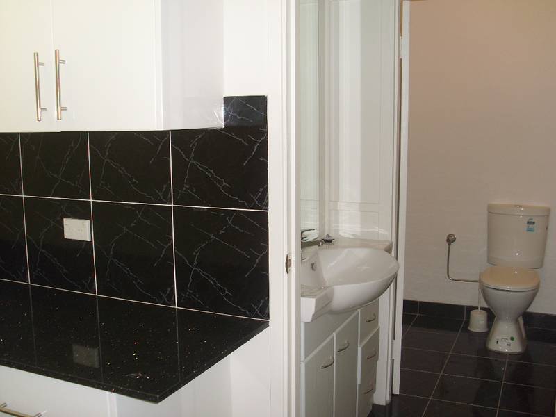 DEPOSIT TAKEN! Picture 2