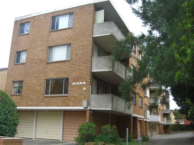 Large, Furnished unit Picture