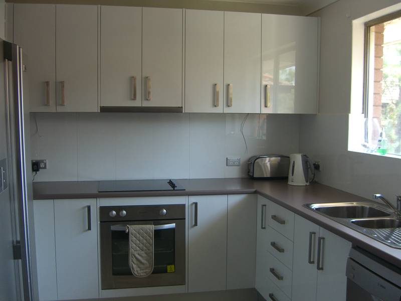 Fully Renovated Unit Picture 2
