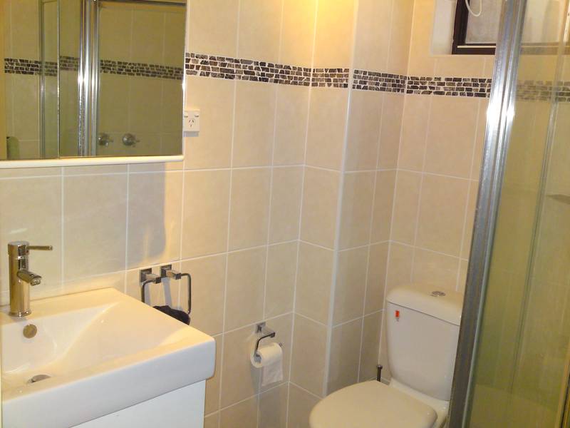 Fully Renovated Unit Picture 3