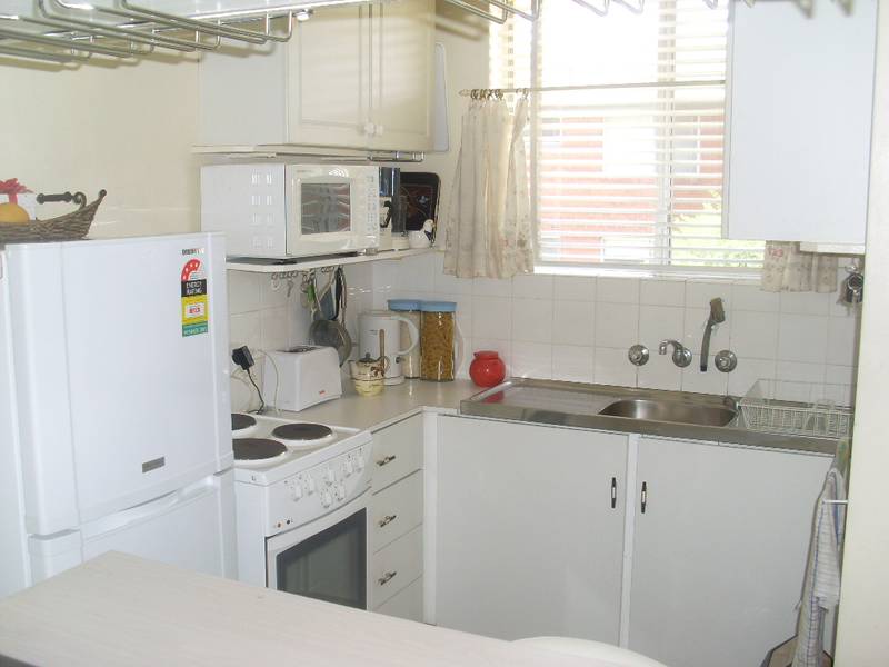 Entry Level Studio in a Great Location! Picture 3