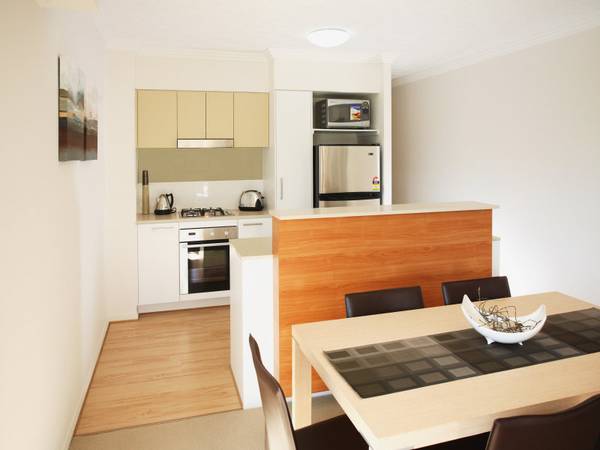 ANOTHER HAPPY LANDLORD - LEASED 2 DAYS AFTER SETTLEMENT !!!! Picture 3