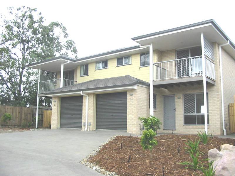 NEAR
NEW THREE BEDROOM TOWNHOUSES -
AVAILABLE NOW- INSPECT NOW BY APPOINTMENT Picture 2