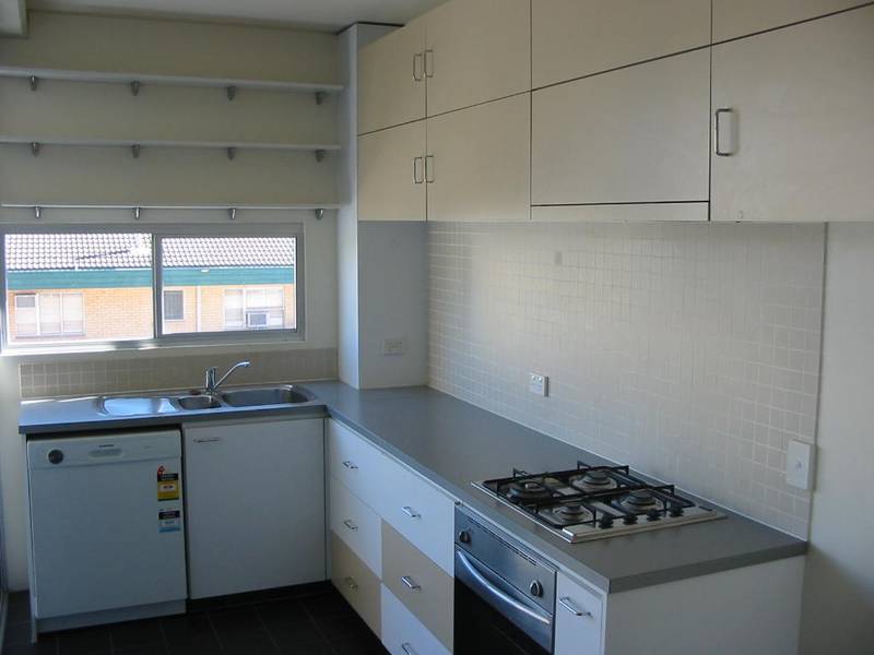 Sought after complex - two bed - one bath -
CALL RENTAL CENTRAL TO INSPECT - 0402 338 928 Picture 3