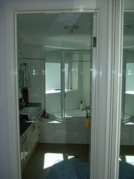 Luxury Riverfront Living Picture 3