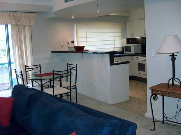 Fully Furnished Apartment Picture 2