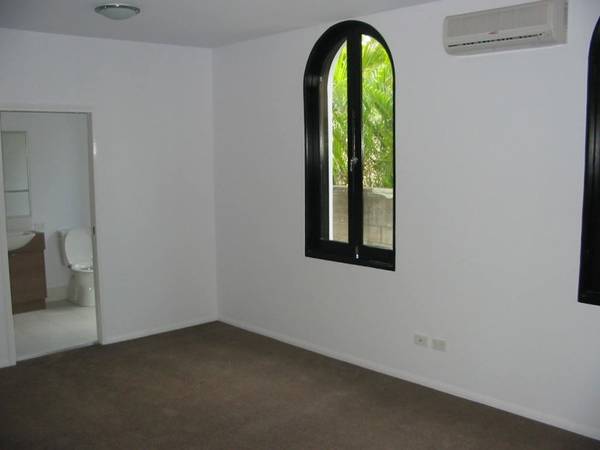 MASSIVE FOUR
BEDROOM
- NORTH EAST ELEVATED ASPECT -
- YOU WONT FIND MANY BIGGER Picture 3