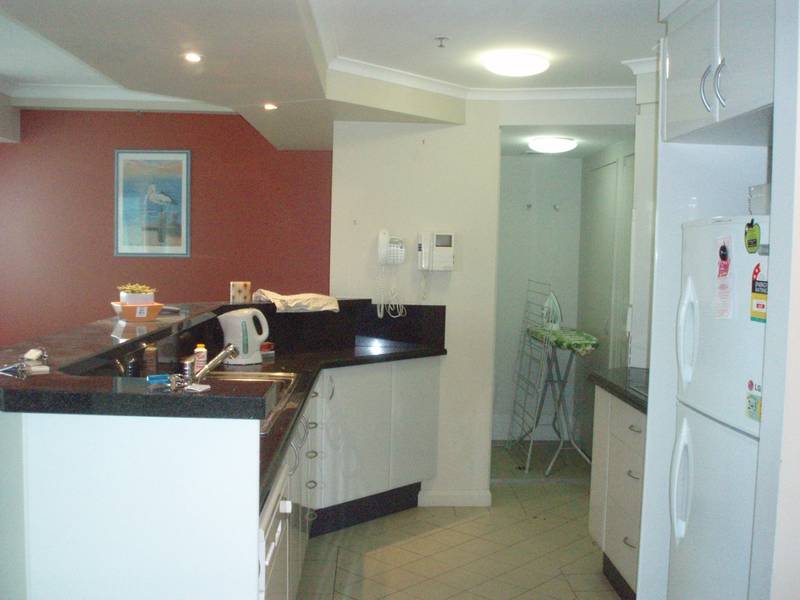 Fully Furnished Apartment Picture 3