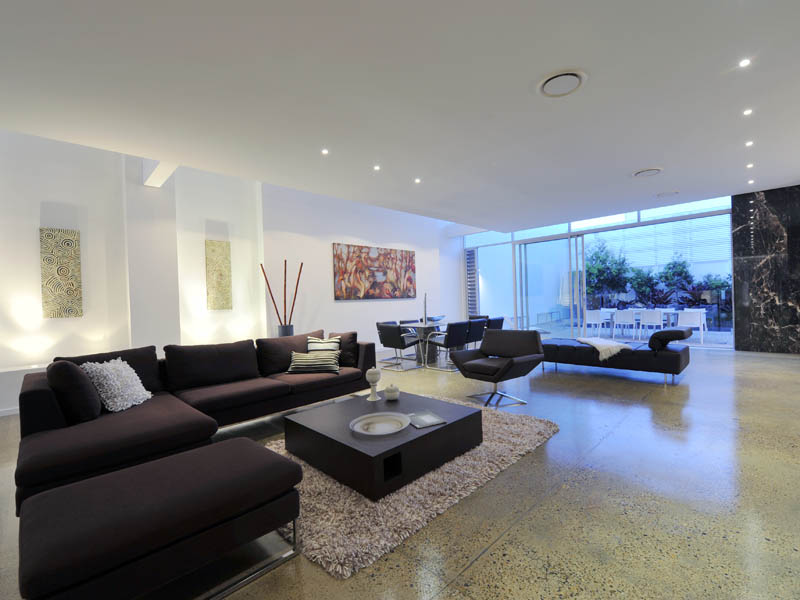 AWARD WINNING MONDRIAN - LIKE NOTHING YOU HAVE SEEN BEFORE Picture 2