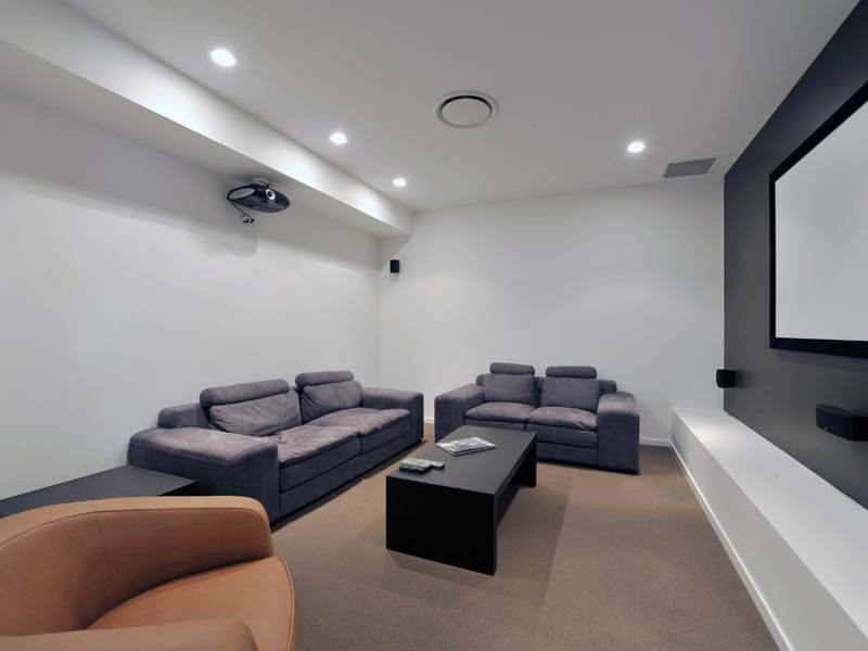 AWARD WINNING MONDRIAN - LIKE NOTHING YOU HAVE SEEN BEFORE Picture 3